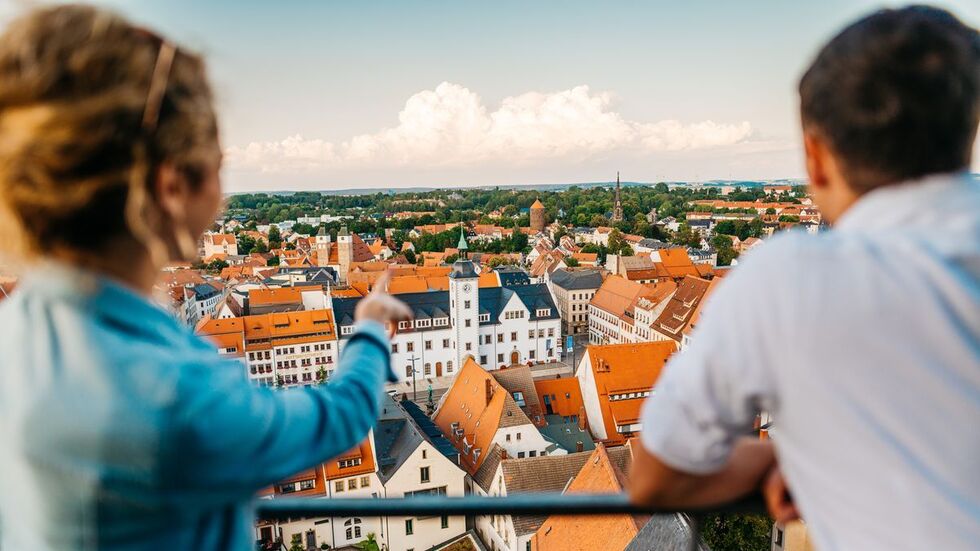 Silberstadt Freiberg von oben entdecken: Blick vom Petriturm aufs Rathaus.