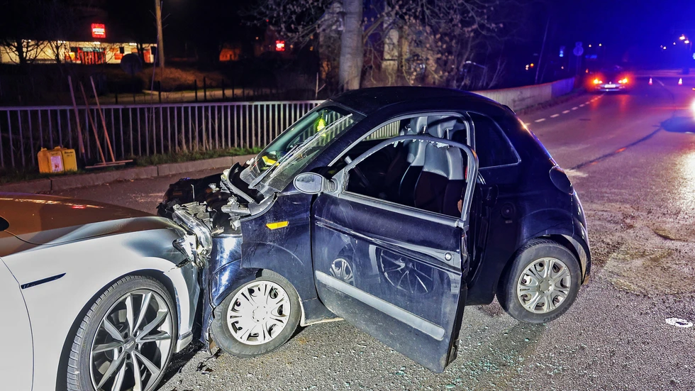 Das Microcar war Freitagabend auf die Gegenfahrbahn geraten.