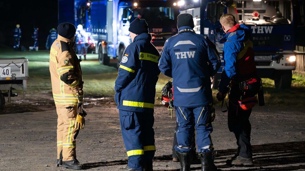 Auch das THW rückte an und half bei der Suche.