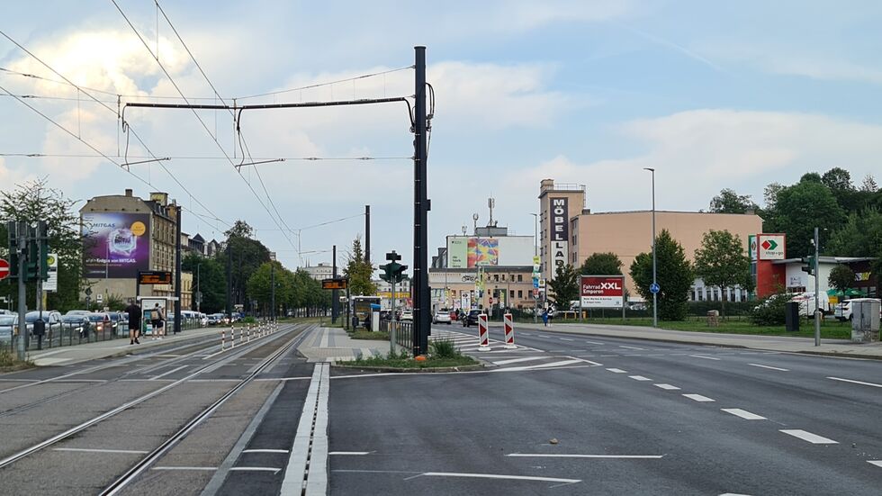Zwickauer Straße stadteinwärts Höhe Barbarossastraße Zwickauer Straße stadteinwärts Höhe Barbarossastraße