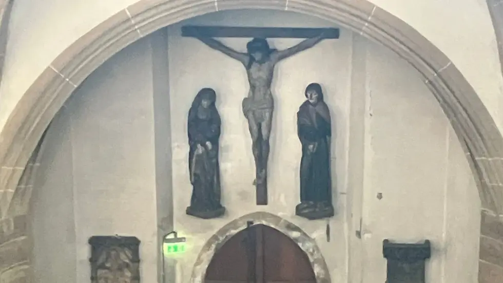 Spätgotische Kreuzigungsgruppe im Dom St. Marien in Freiberg. Spätgotische Kreuzigungsgruppe im Dom St. Marien in Freiberg.