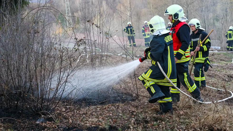 Etwa 30 Quadratmeter Wiese waren auf dem Brünlasberg in Brand geraten.