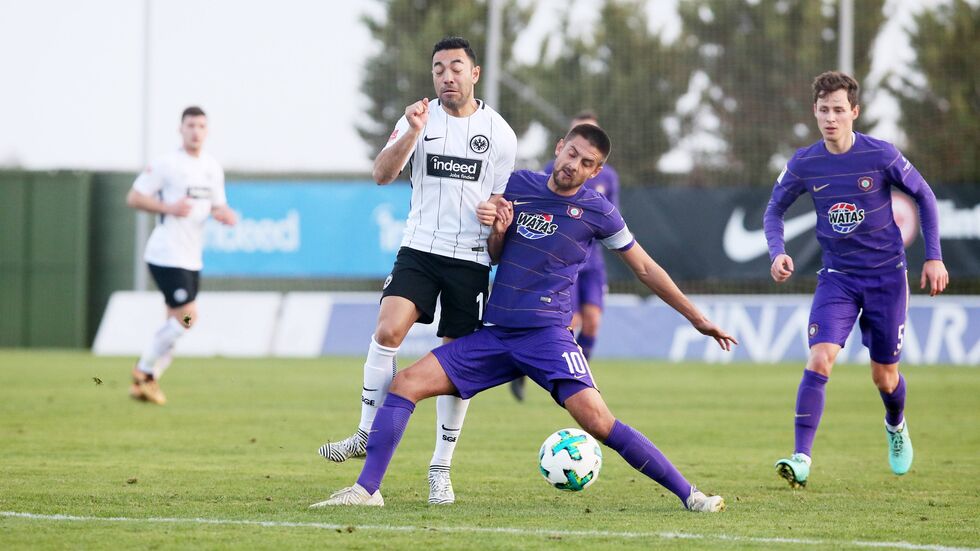 Erzgebirge Aue hat das Testspiel gegen Frankfurt in drei Dritteln mit 1:3 verloren. (Foto: imago/Picture Point LE)