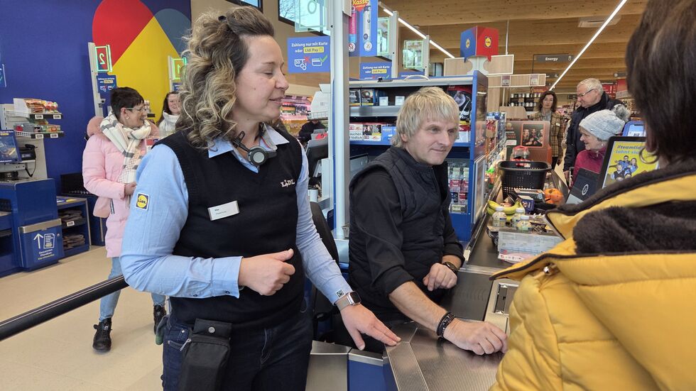 Bürgermeister Jörg Klaffenbach kassierte für den guten Zweck. Bürgermeister Jörg Klaffenbach kassierte für den guten Zweck.