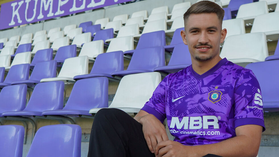 Trägt zur neuen Saison die Nummer 19 bei den Veilchen: Julian Guttau.
