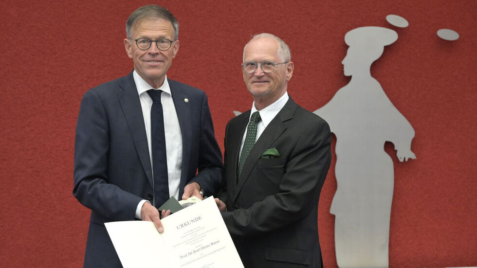 Prof. Dr. Karl-Heinz Binus, Wolkenstein bei der Verleihung.