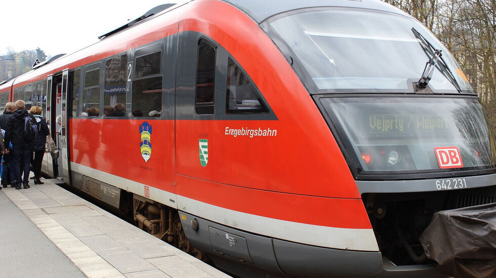 Ein Zug der Erzgebirgsbahn