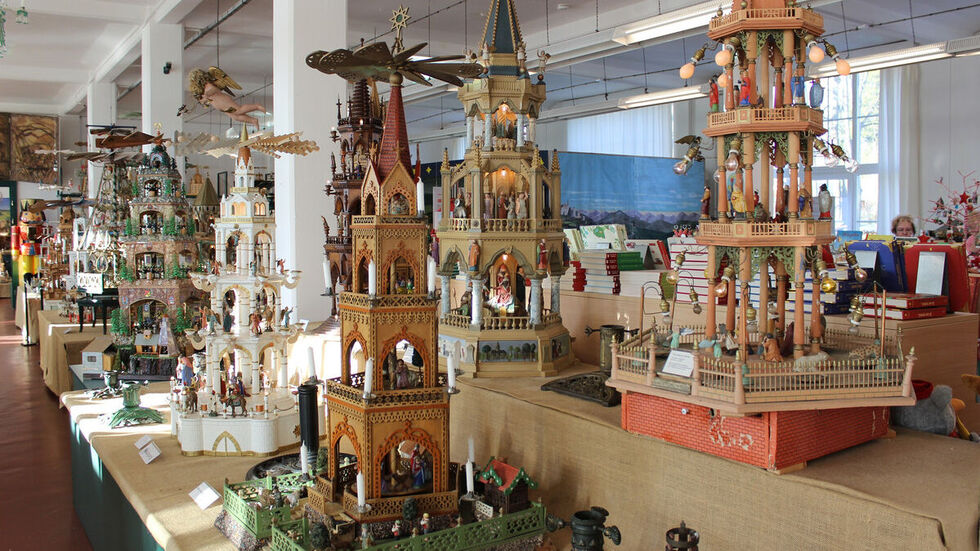 Viele der Pyramiden sind über zwei Meter hoch.
Foto © Sindy Einhorn Viele der Pyramiden sind über zwei Meter hoch.
Foto © Sindy Einhorn